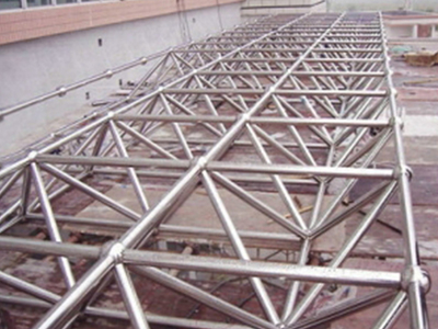 葫蘆島加油站整體設(shè)計(jì)中的雨棚制作與房屋建筑工程 天美彩鋼的綜合應(yīng)用